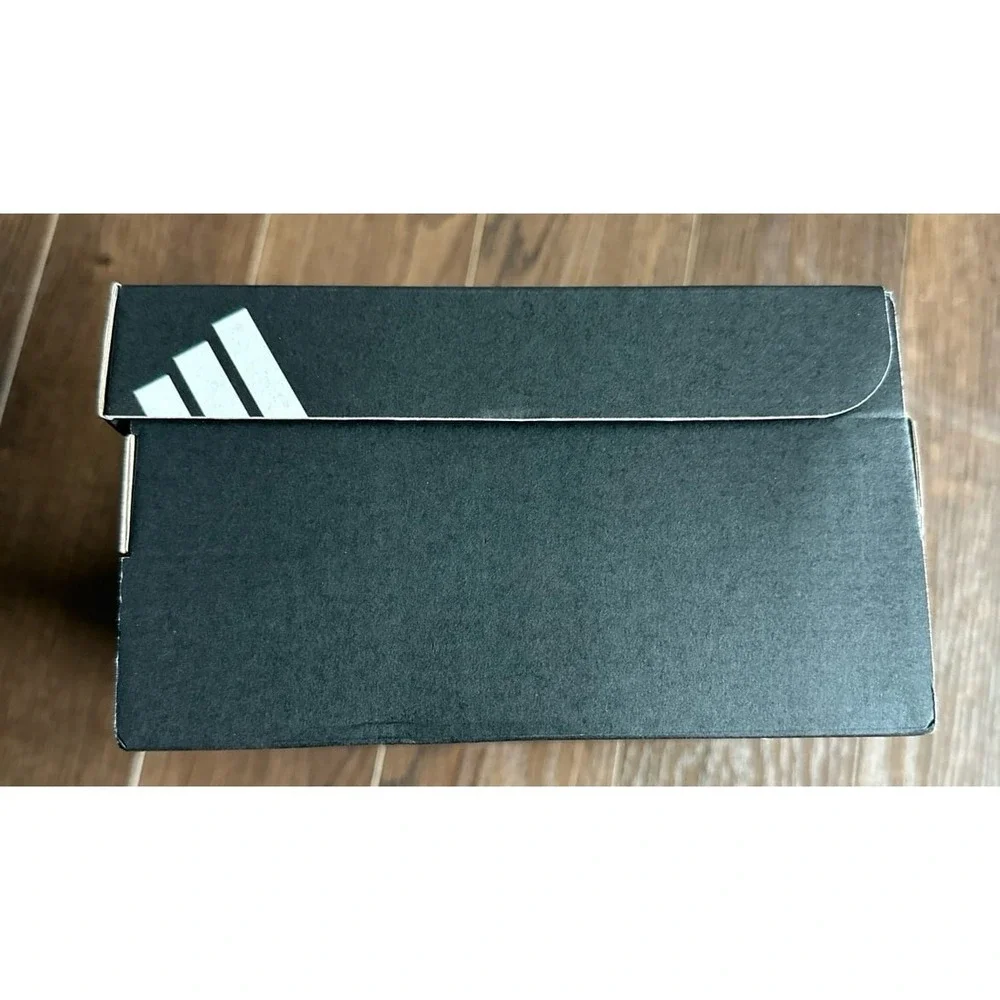 Adidas RunFalcon 5 empty shoe box